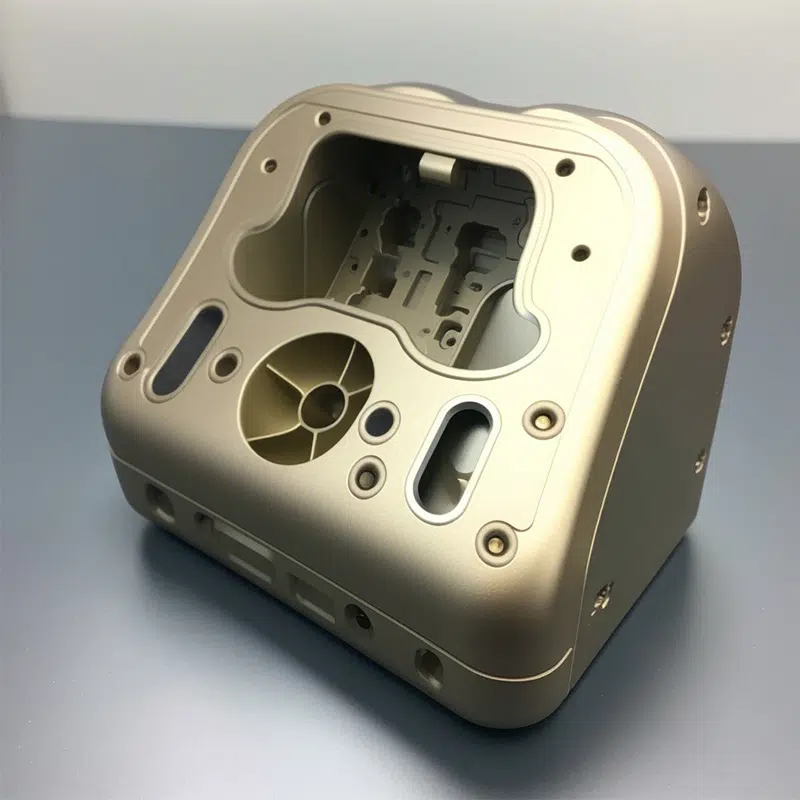 Carcasa de aluminio oxidado arenado con mecanizado CNC